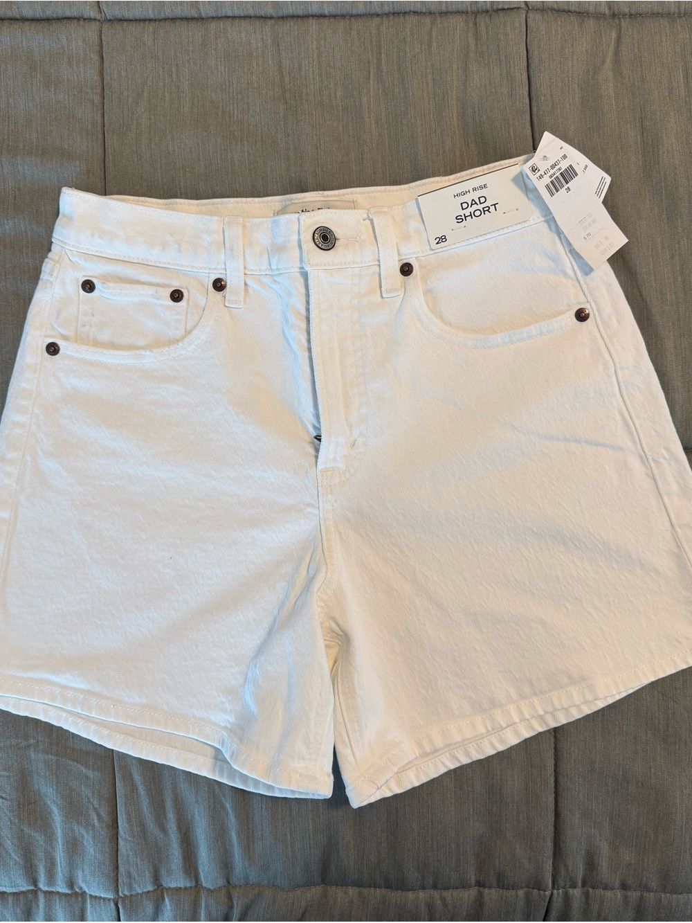 A&F High Rise Dad Short - Picture 4 of 4